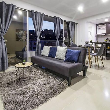 Amplio Apartamento En Calasanz - Estadio 메딜린 외부 사진